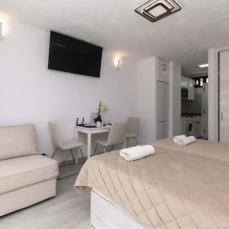 Olympia 3 - Studio * Playa de las Americas (Tenerife)